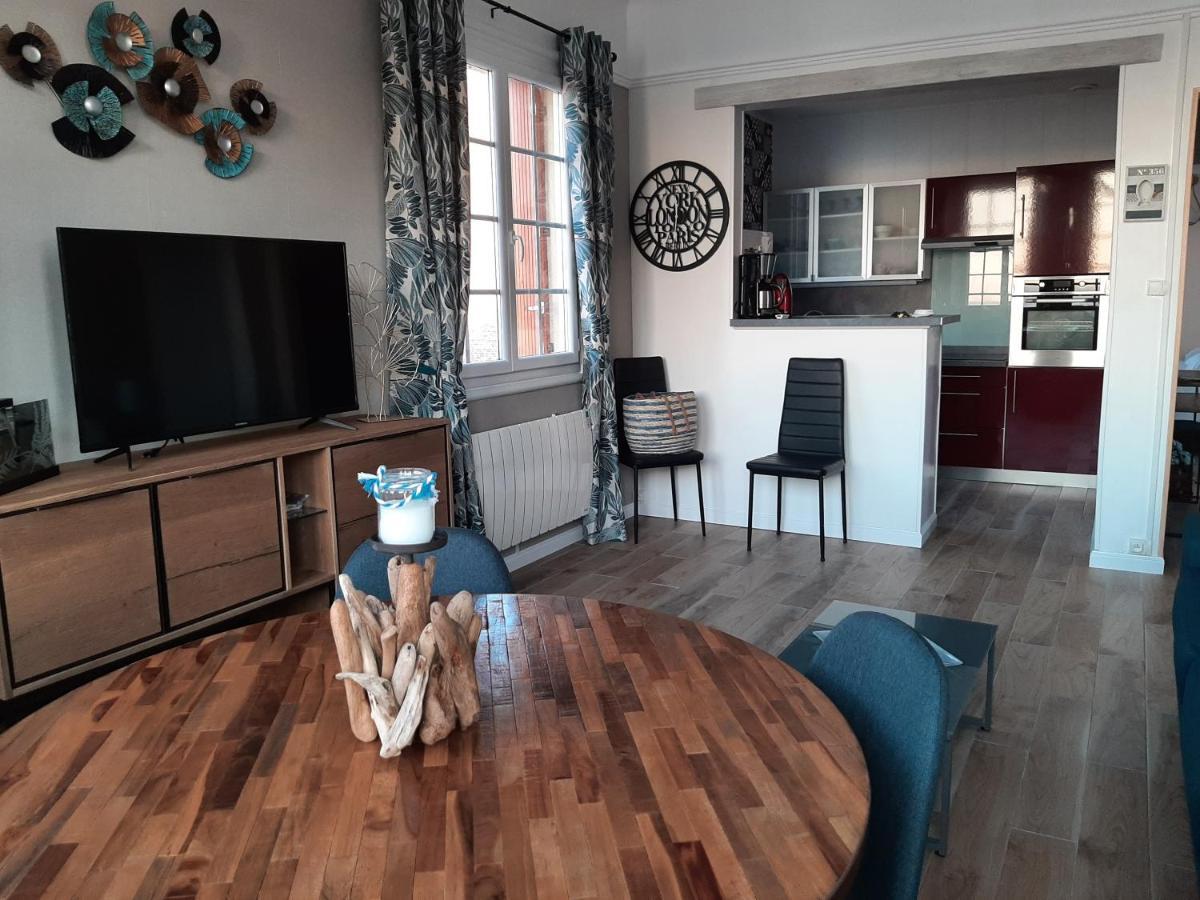 Au Gre Des Marees, Appartement Face A La Mer, Classe 3 Etoiles Ault Zewnętrze zdjęcie